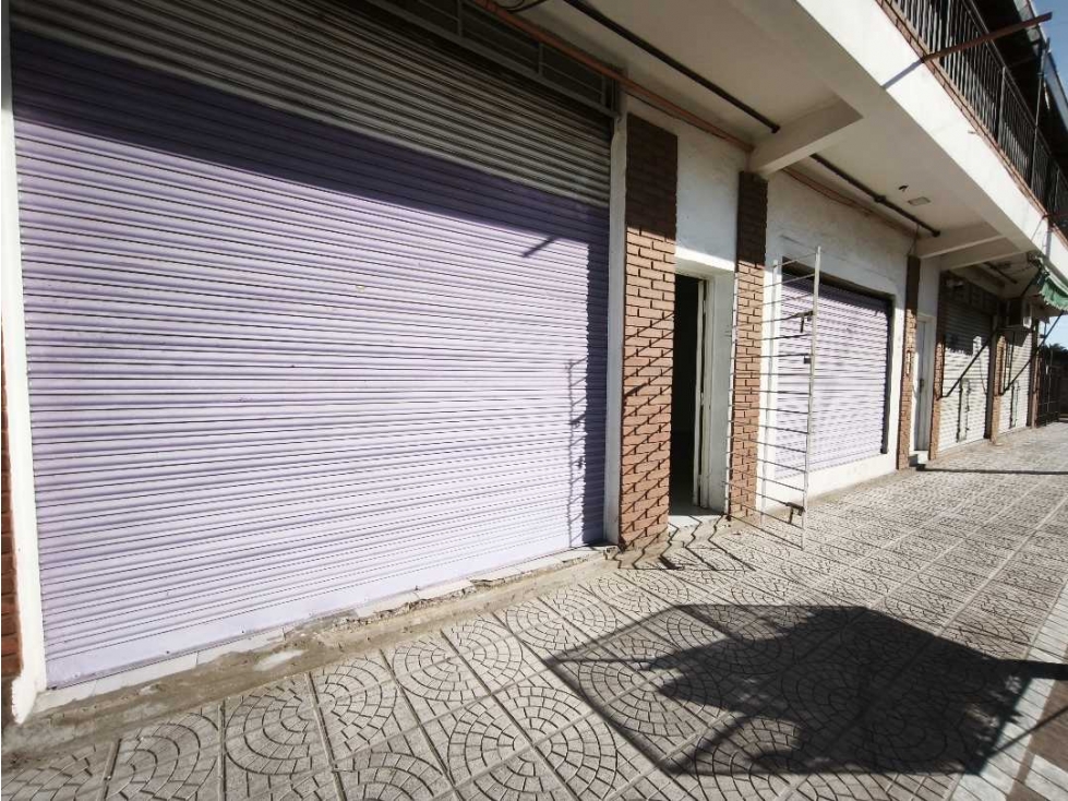 Alquiler local comercial - Merlo norte - 3