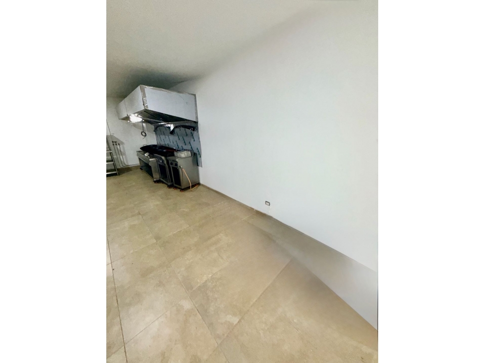 ALQUILER LOCAL COMERCIAL MOLL LOS ARCES SECTOR PUERTO ESPEJO ARMENIA — foto 6