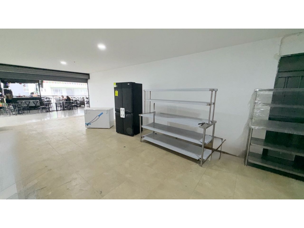 ALQUILER LOCAL COMERCIAL MOLL LOS ARCES SECTOR PUERTO ESPEJO ARMENIA