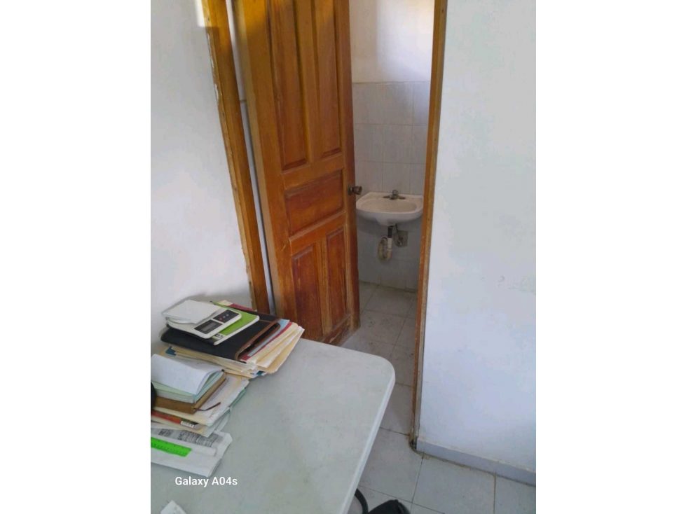 ALQUILER LOCAL COMERCIAL O CUARTO FRIO EN DAVID 300 METROS - 5