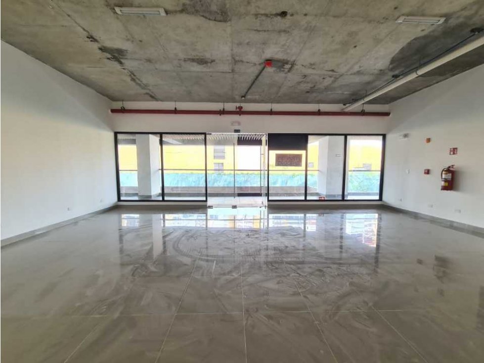 ALQUILER LOCAL COMERCIAL PLAZA GREEN WOOD - 4