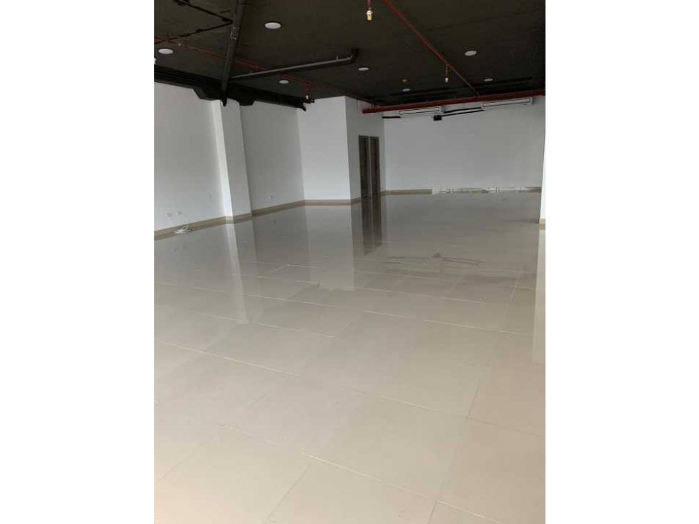 ALQUILER LOCAL COMERCIAL TERRAZAS DE ALBROOK - 3
