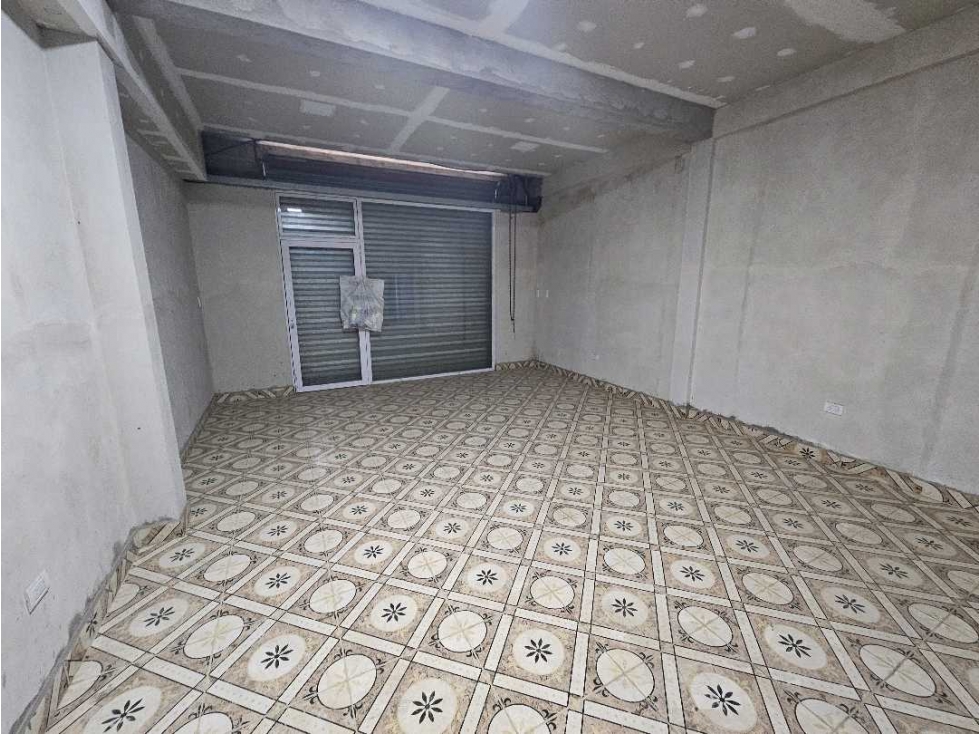 ALQUILER LOCAL A ESTRENAR EN BATAN 50M2 - 5