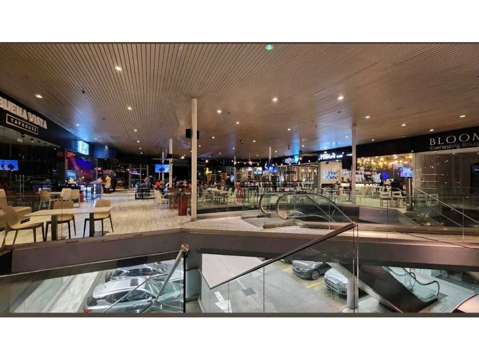 ALQUILER LOCAL EN CENTRO COMERCIAL BALBOA BOUTIQUES NRR — foto 4