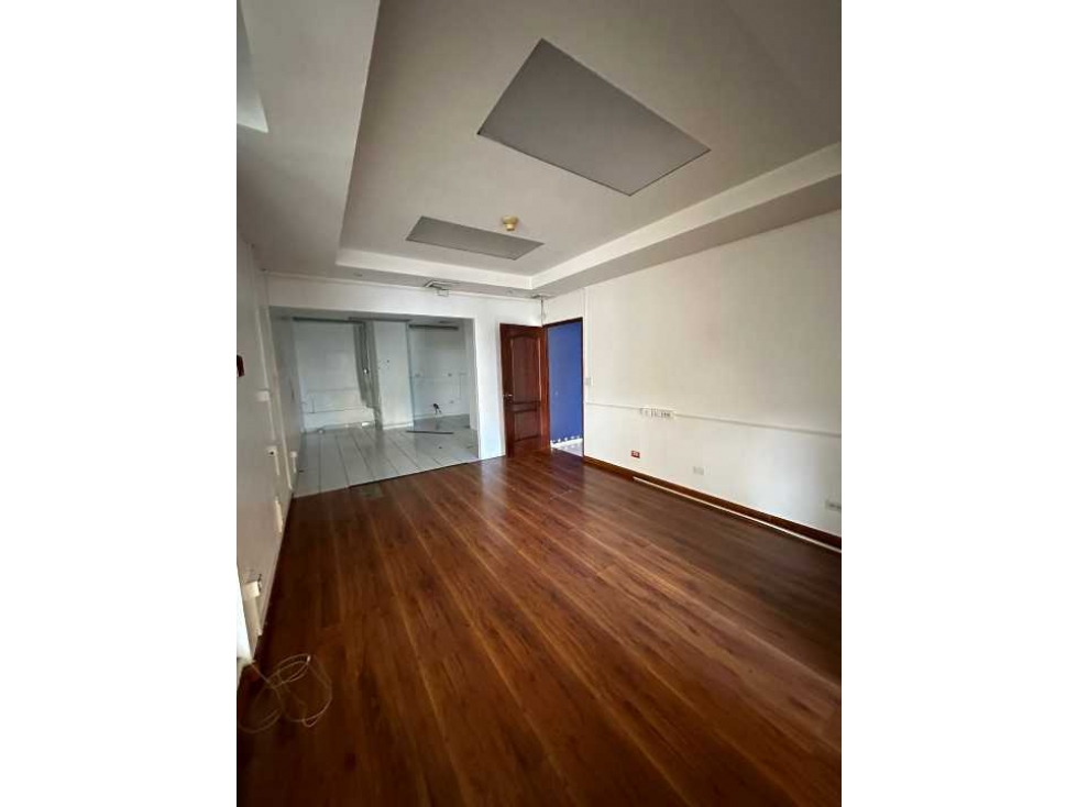 ALQUILER LOCAL EN PLANTA BAJA 209 m2 — foto 2