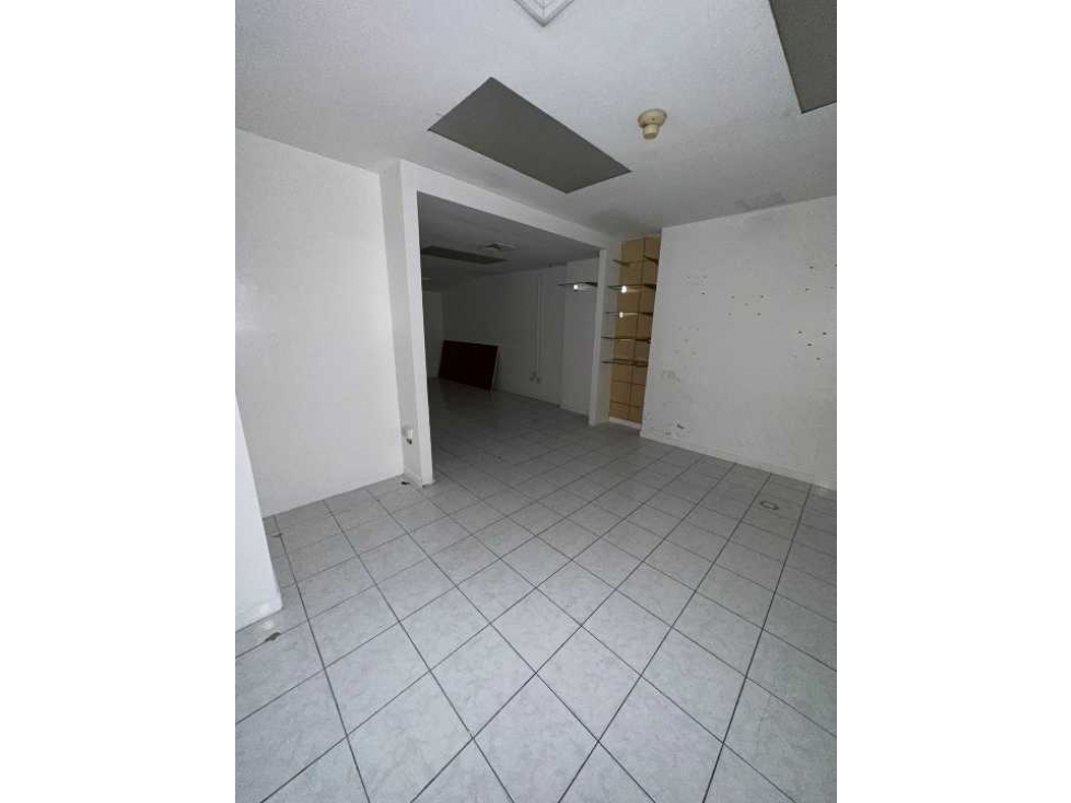 ALQUILER LOCAL EN PLANTA BAJA 209 m2 — foto 5