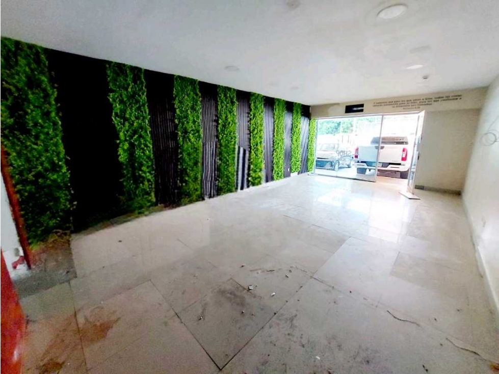 ALQUILER LOCAL EN PLANTA BAJA A ORILLA DE CALLE EN SAN FRANCISCO — foto 3