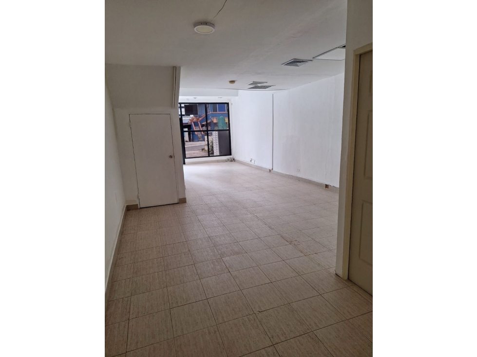 ALQUILER DE LOCAL EN PLANTA BAJA EN SAN FRANCISCO 140M2 JP — foto 5
