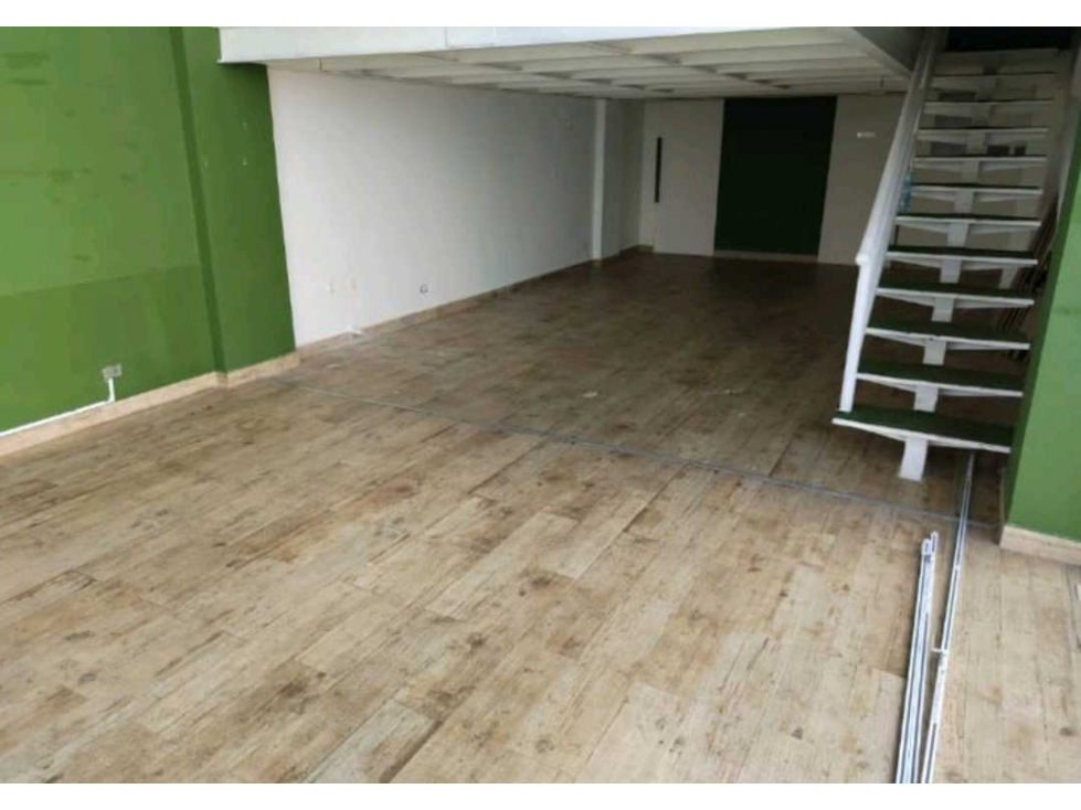 ALQUILER LOCAL LCOMERCIAL EN SAN FRANCISCO 106 MT2, LT — foto 2