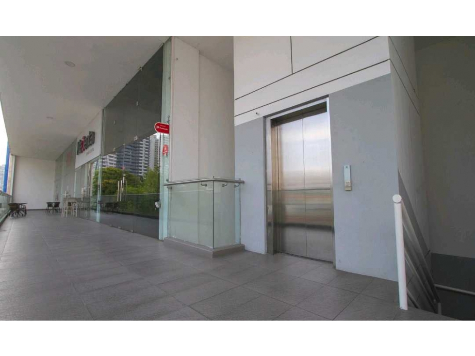 ALQUILER LOCAL LCOMERCIAL EN SAN FRANCISCO 106 MT2, LT — foto 5