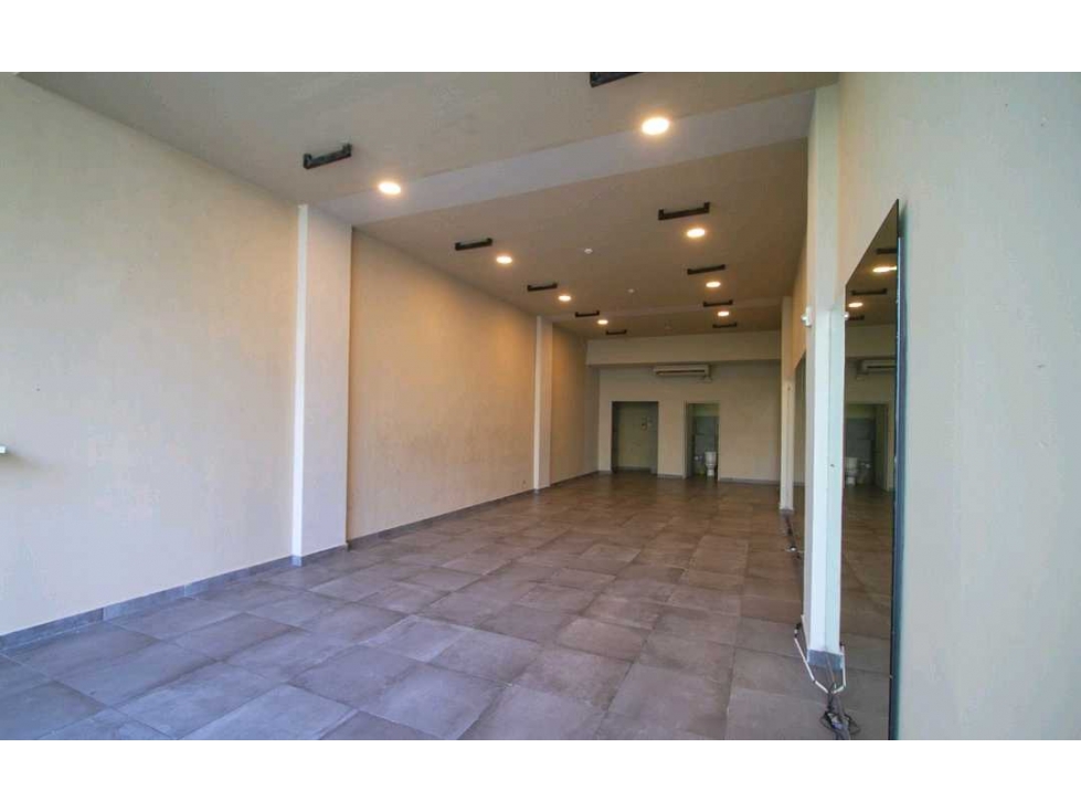 ALQUILER LOCAL LCOMERCIAL EN SAN FRANCISCO 106 MT2, LT — foto 6