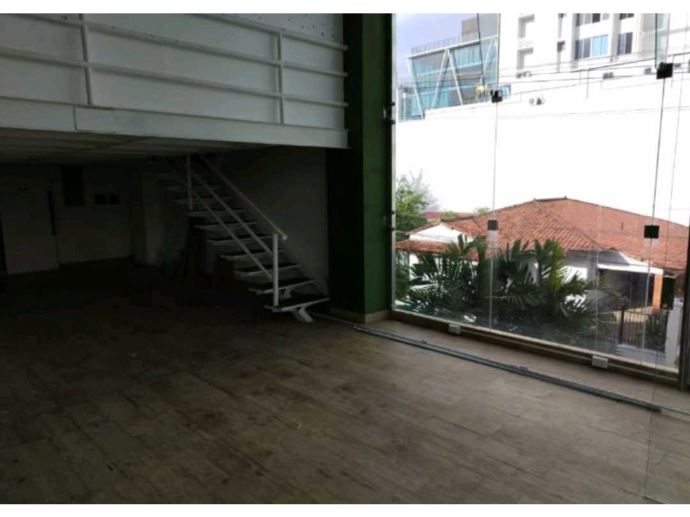 ALQUILER LOCAL LCOMERCIAL EN SAN FRANCISCO 106 MT2, LT — foto 4