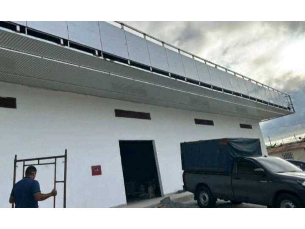ALQUILER LOCAL O GALERA DE 930 M2 EN CHORRERA ALTOS DE LA PRADERA — foto 4