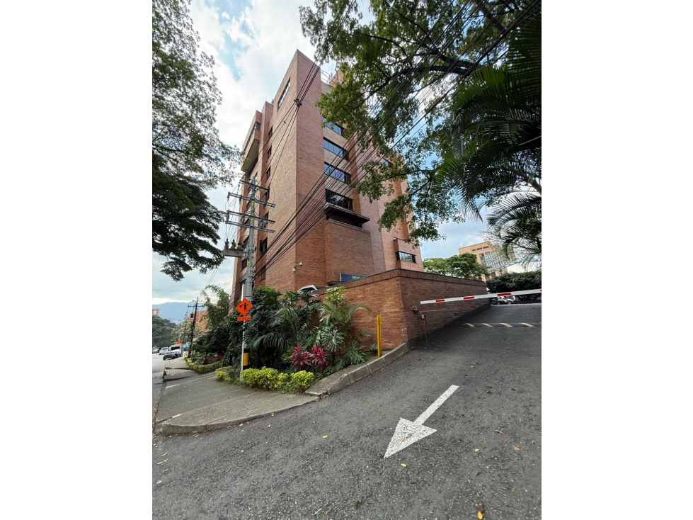 Alquiler Local Poblado Medellín 52 Mts2 MILLA DE ORO — foto 4