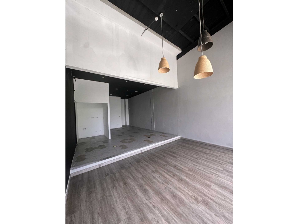 Alquiler Local Planta Baja + Mez 117m2 San Francisco PT — foto 6