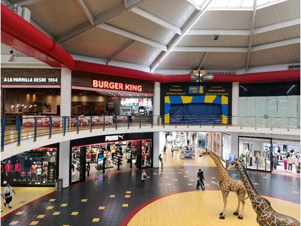 ALQUILER LOCAL TERRAZA EXPRESS FOODCOURT ALBROOK MALL LT — foto 3