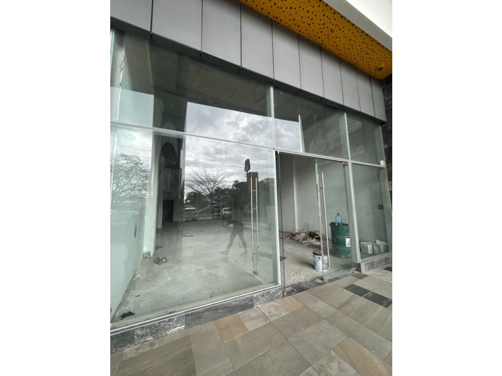 Tumba Muerto/Local 195.72 m²/Alquiler - 2