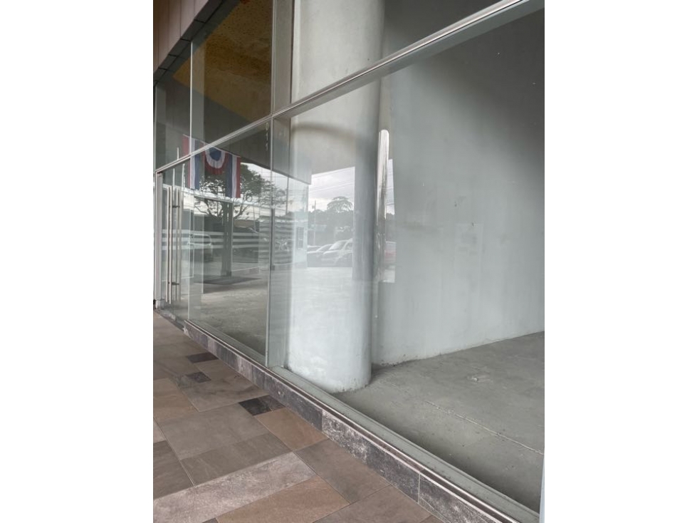 Tumba Muerto/Local 195.72 m²/Alquiler - 5