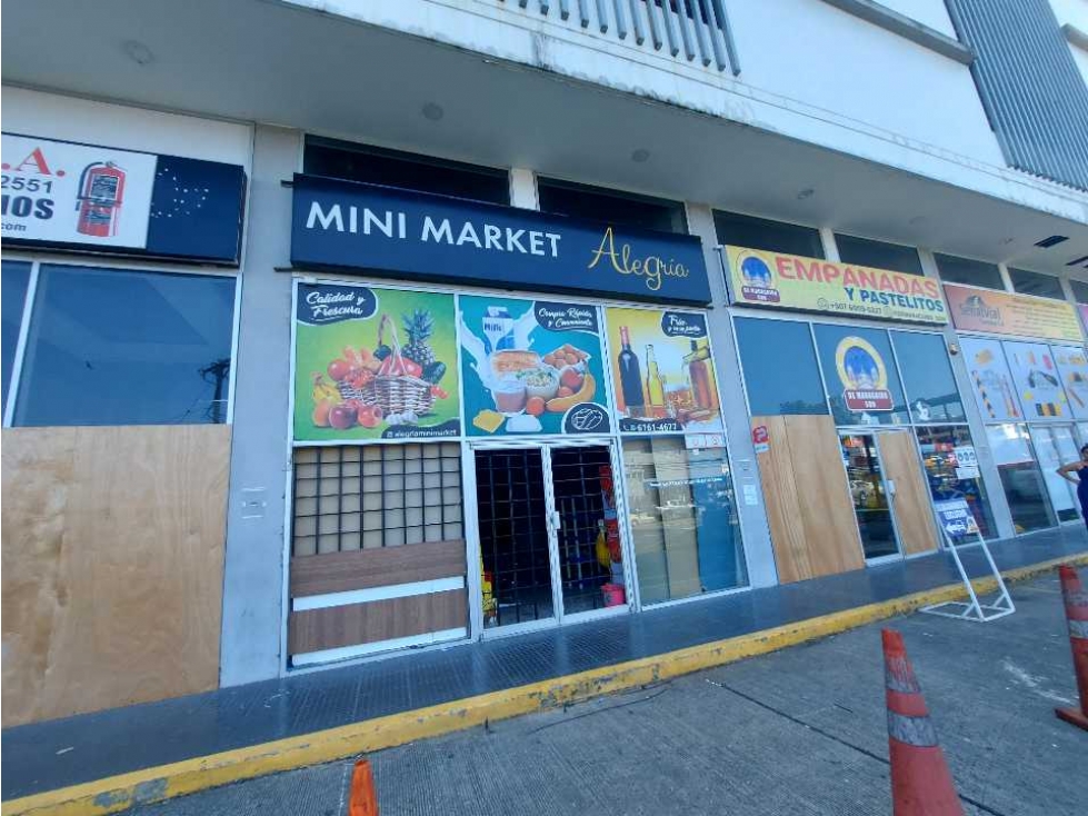 ALQUILER LOCAL EN RIO ABAJO A PIE DE VIA ESPAÑA - 2