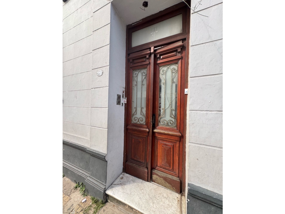 ALQUILER MONOAMBIENTE EN PLENO CENTRO Rioja 571 Primer piso - 4
