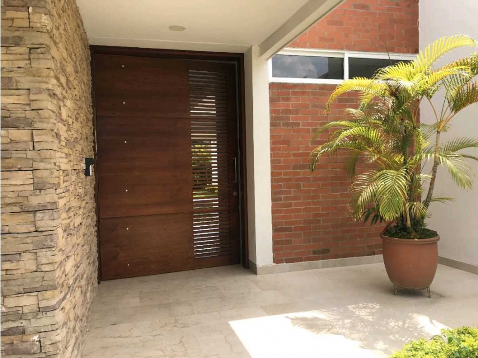 Venta de Hermosa Casa en Pance (VML)