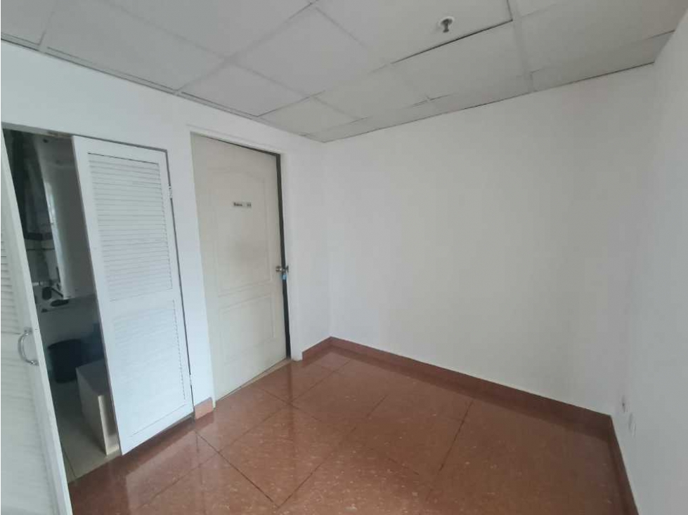 ALQUILER OFICINA 198 MTS 4 ESTACIONAMIENTOS HERMOSA VISTA — foto 6