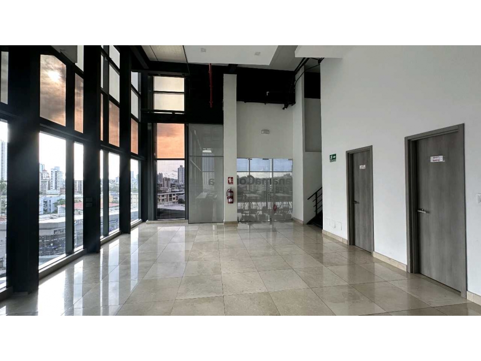 ALQUILER OFICINA 60M2 , 80M2 PLAZA MILANO LT - 6