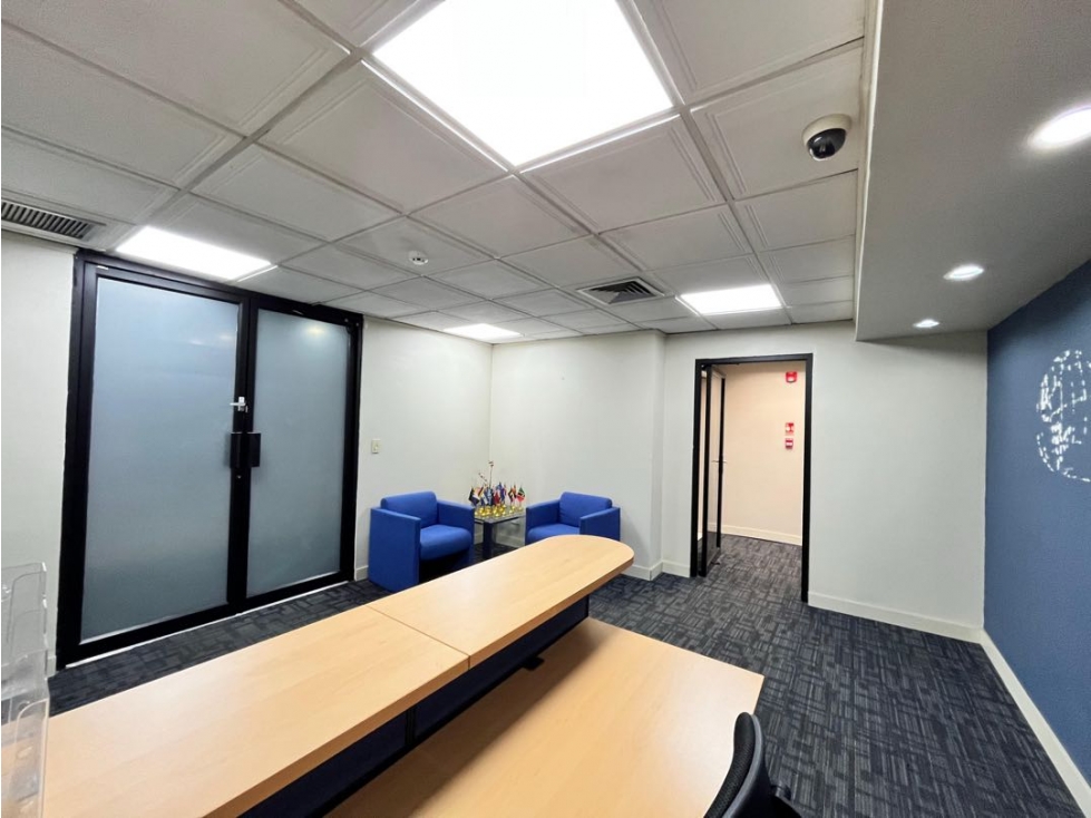ALQUILER OFICINA AMOBLADA TOWER FINANCIAL CENTER CALLE 50 340m2 JP — foto 5