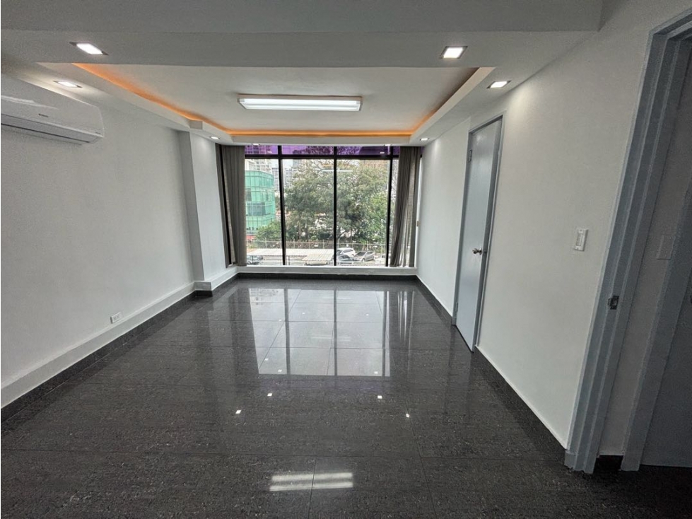 ALQUILER OFICINA CALLE 50 3 ESPACIOS (DV)