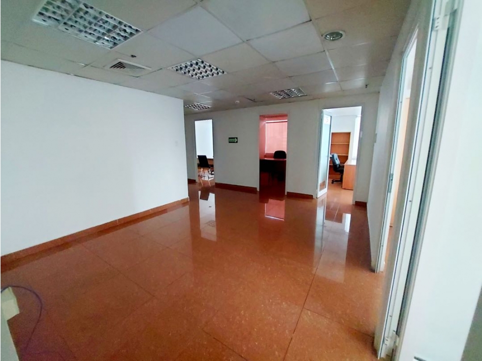 ALQUILER OFiCINA CORPORATIVA EN VÍA BRASIL — foto 5