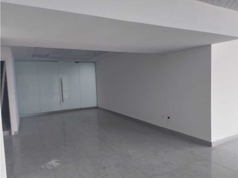 ALQUILER OFICINA EN AVENIDA BALBOA 280M2 TORRE BICSA - 5
