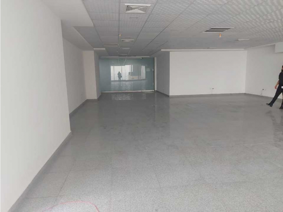 ALQUILER OFICINA EN AVENIDA BALBOA 280M2 TORRE BICSA - 6