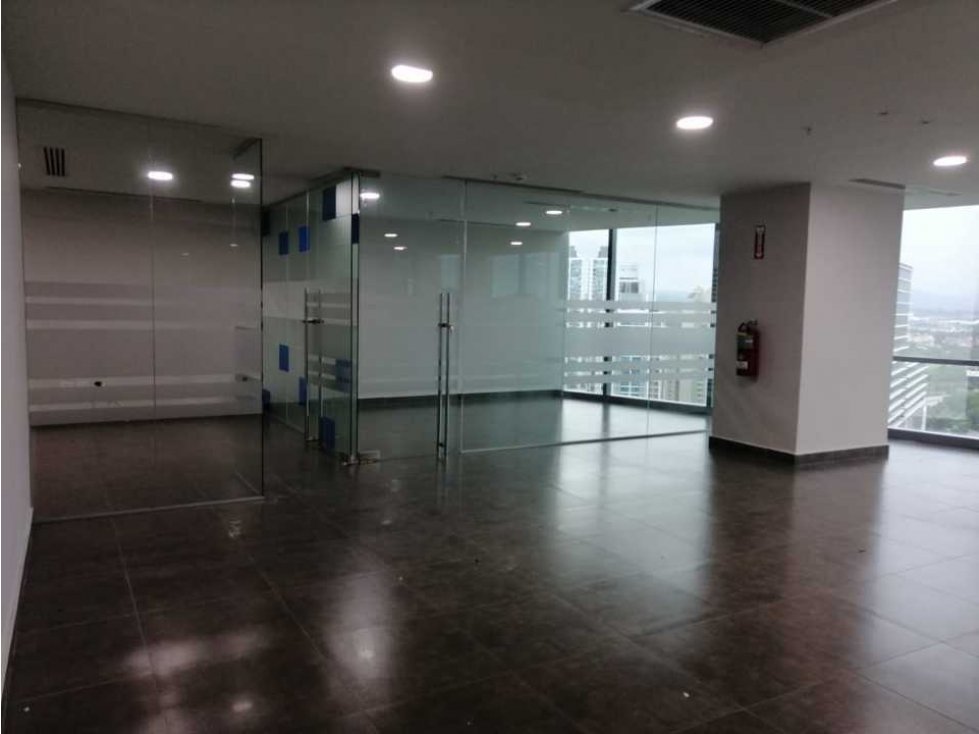 ALQUILER OFICINA FINANCIAL PARK 140 M2 - 2