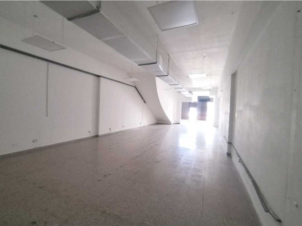 ALQUILER OFICINA O LOCAL 115 m2 ALQUILER EL DORADO PLAZA PSARI CP — foto 3