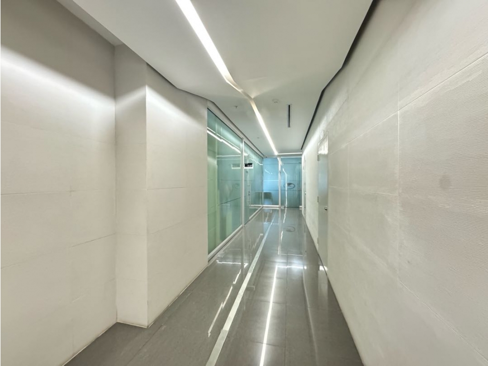 ALQUILER OFICINA PLAZA EDISON - 1