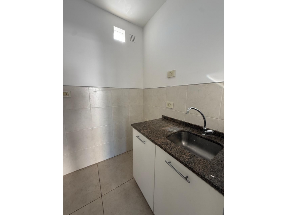 ALQUILER OFICINA PREMIUM EN CORRIENTES Ed. Corrientes IV
Ubicac - 6