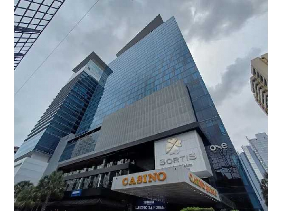 ALQUILER OFICINA SORTIS AMPLIA CON DIVISIONES Y VISTA PANORAMICA VV