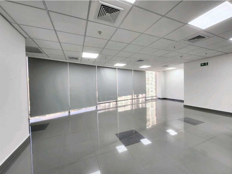 ALQUILER OFICINA TORRE ASEGURADORA ANCON EN COSTA DEL ESTE — foto 2