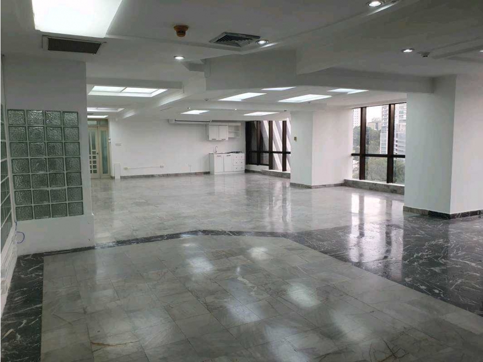 ALQUILER OFICINA TORRE BAC AVE BALBOA VISTA AL MAR AMOBLADA VV — foto 5