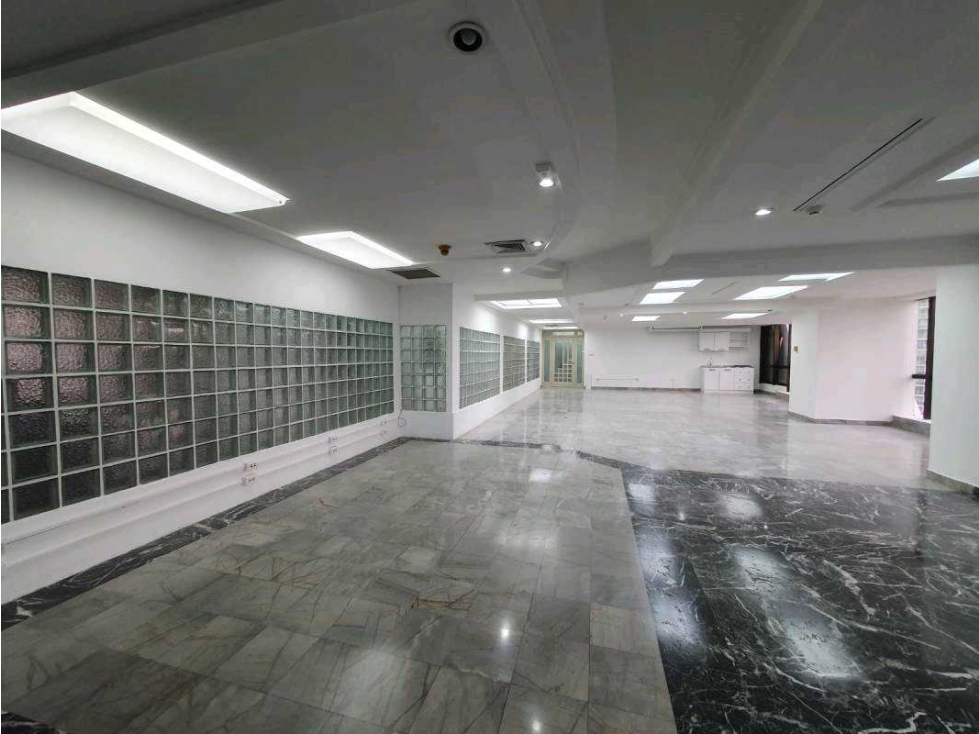 ALQUILER OFICINA TORRE BAC AVE BALBOA VISTA AL MAR AMOBLADA VV — foto 6