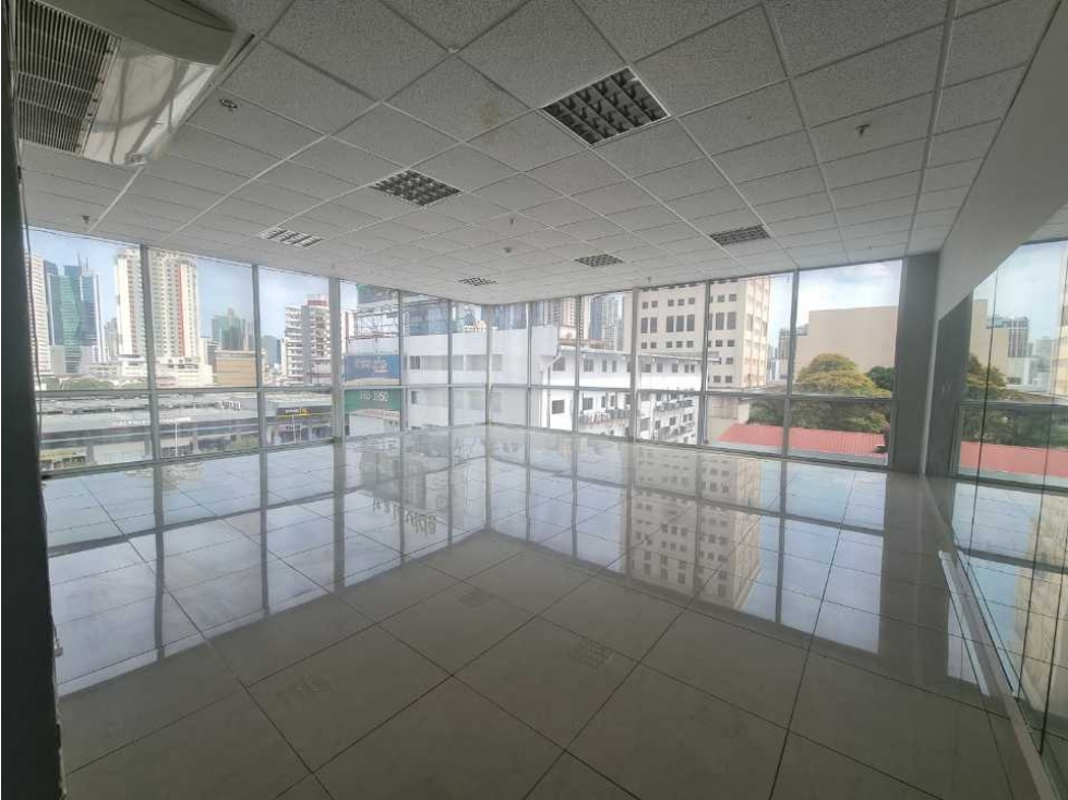 ALQUILER OFICINA VIA ARGENTINA 142.95 MTS 4 ESTACIONAMIENTOS — foto 2