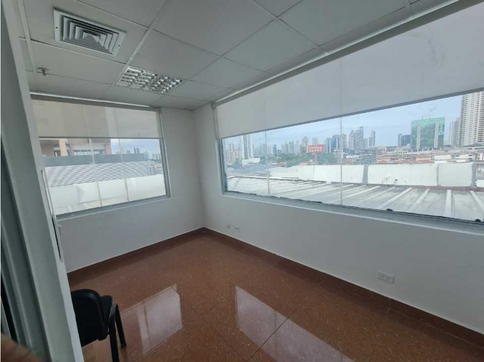 ALQUILER OFICINA VIA ARGENTINA 142.95 MTS 4 ESTACIONAMIENTOS — foto 4