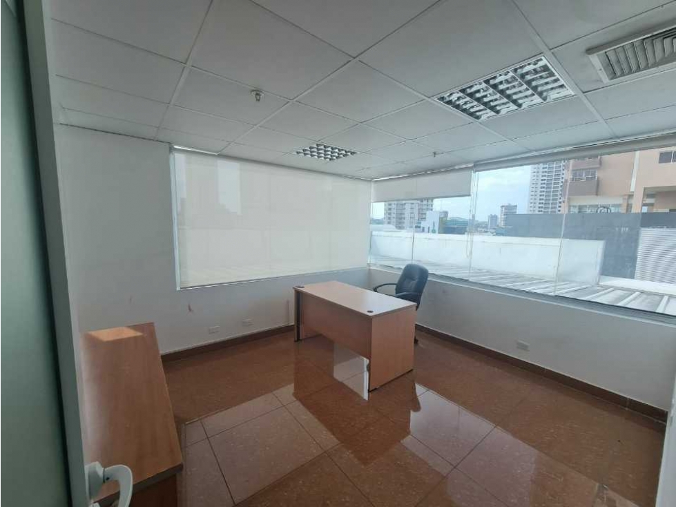 ALQUILER OFICINA VIA ARGENTINA 142.95 MTS 4 ESTACIONAMIENTOS — foto 5