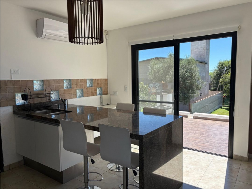 ALQUILER ANUAL CASA 2 DORMITORIOS CON TERRAZA V. SANTA CRUZ DEL LAGO - 4