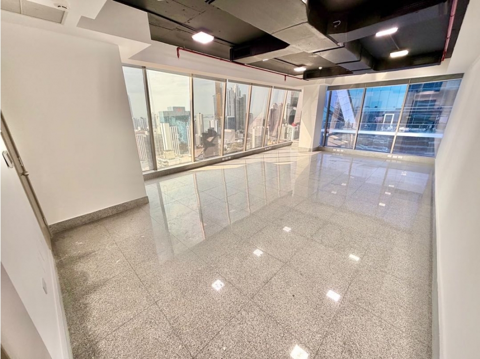 Alquiler y venta de amplia oficina | Twist Tower, Obarrio