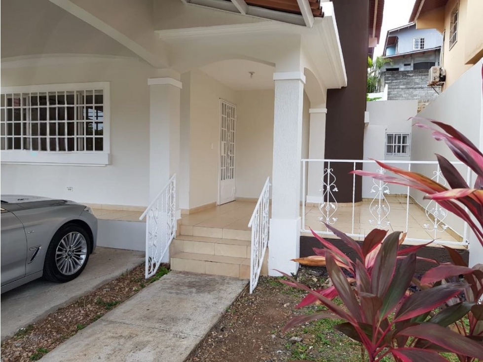 ALQUILER Y VENTA DE CASA DUPLEX EN VILLA ZAITA 175 M2 JP - 1
