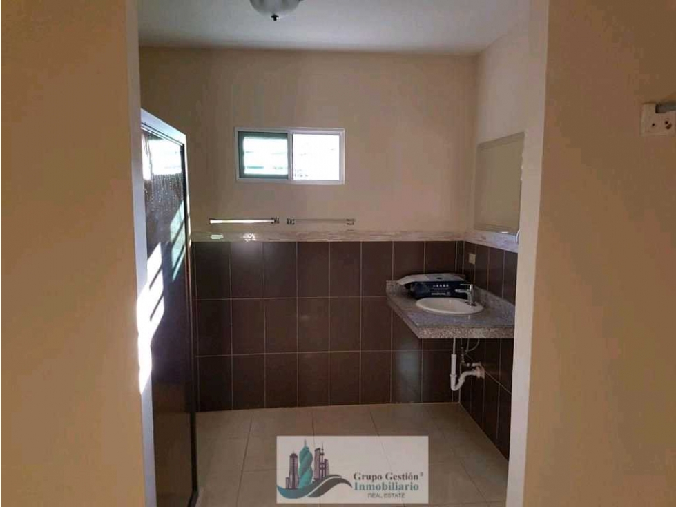 ALQUILER Y VENTA DE CASA EN AREA EXCLUSIVA EN DAVID 689 METROS — foto 6