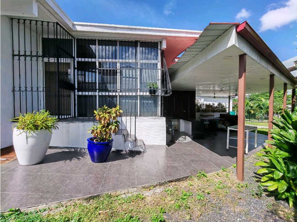 Alquiler casa Comercial (KF)
