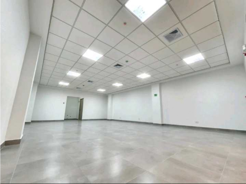 OFICINA EN EL DORADO CITY CENTER 90M2 - 3