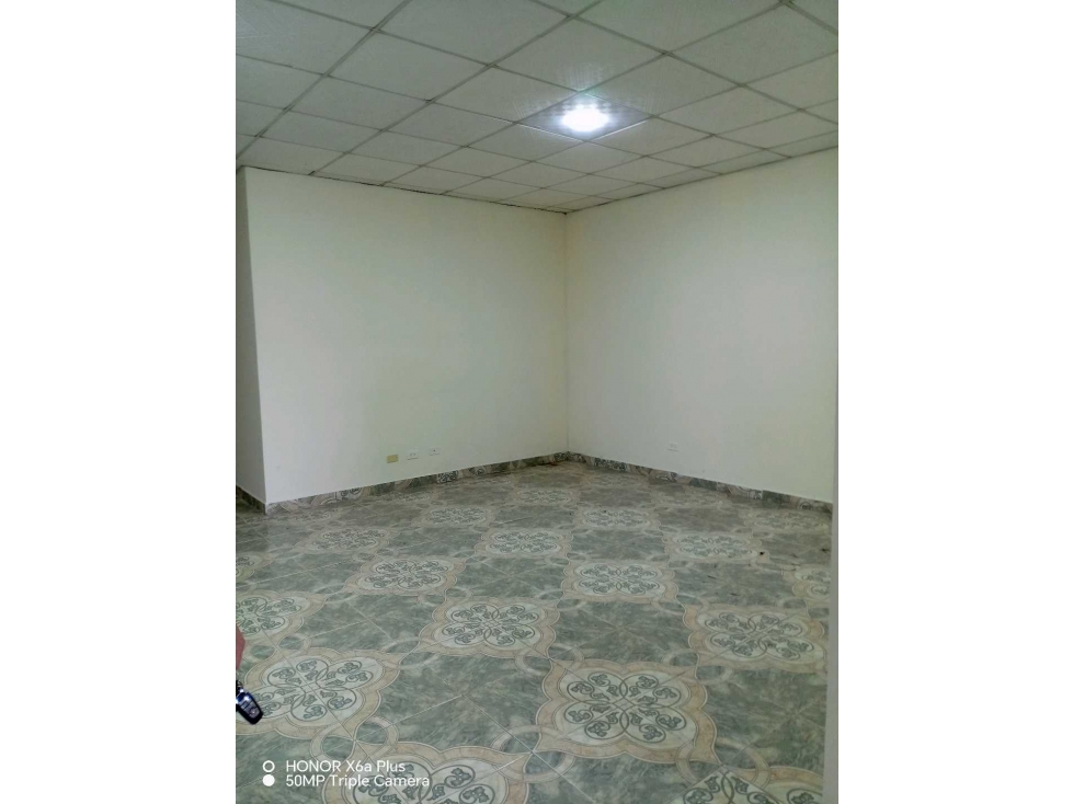 Alquilo amplio apartamento de planta alta en Bugaba! Negociable - 2